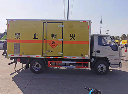 栖霞爆破器材运输车